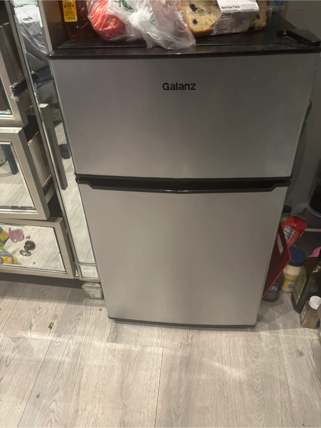 Galanz Mini Refrigerator
