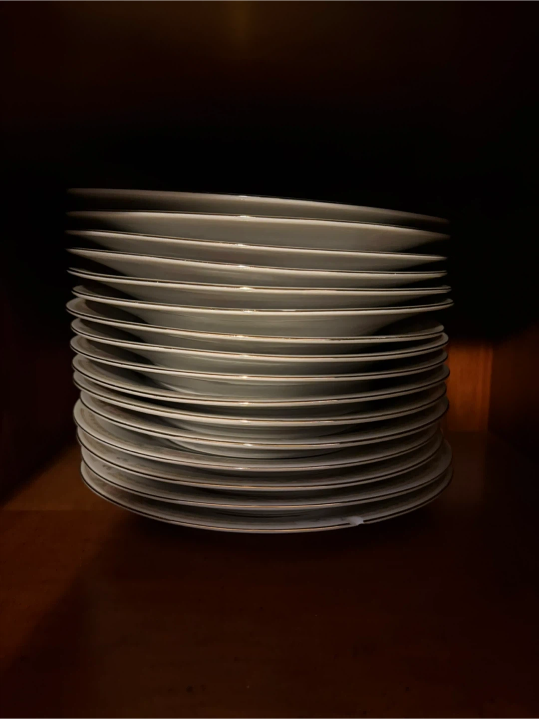 Dinnerware for 16 -delicate floral pattern - photo 5