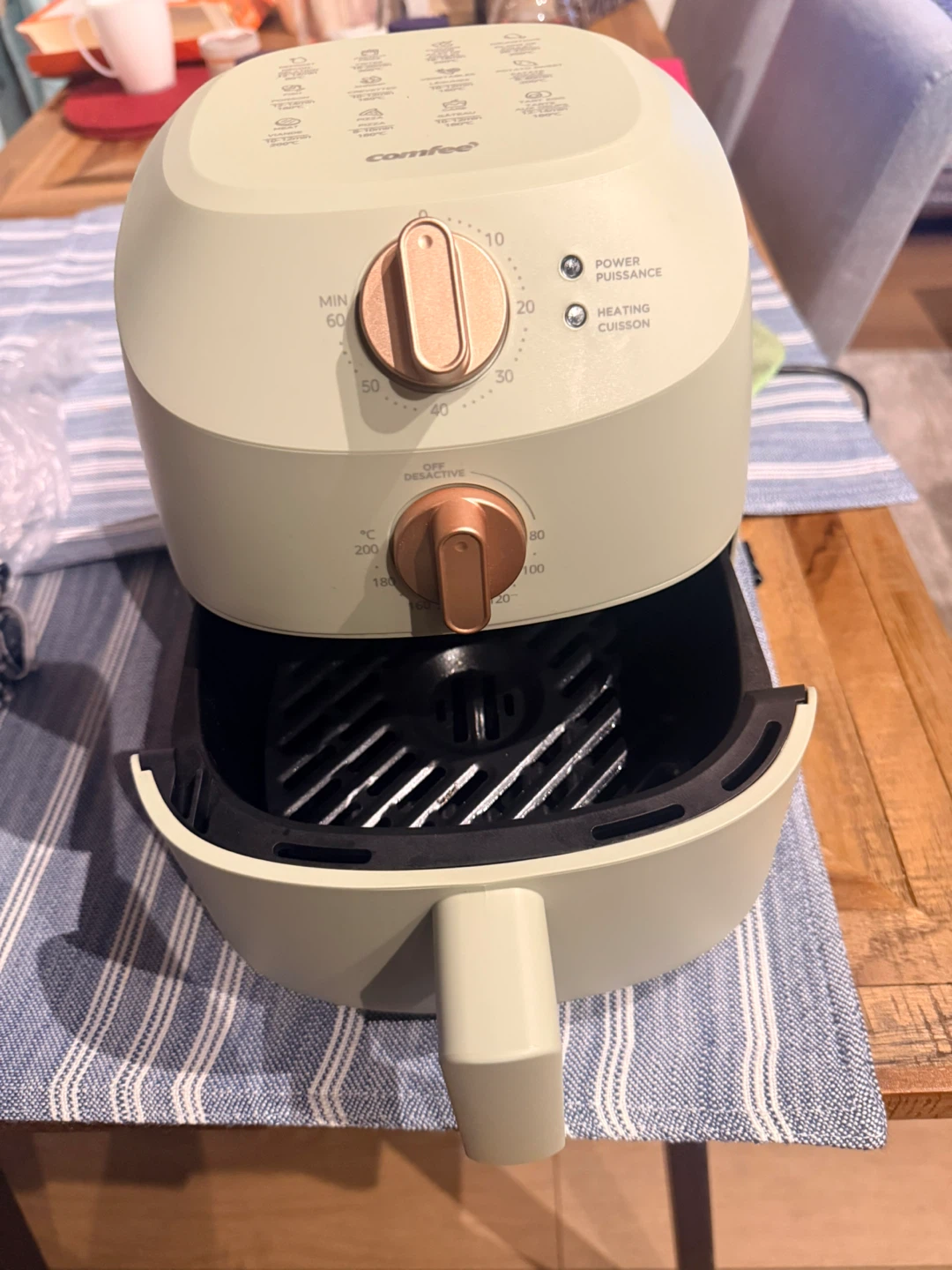 Comfee Air Fryer - Light Green