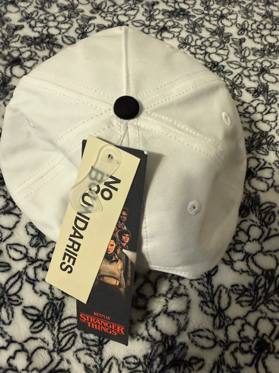 Stranger Things Hellfire Club white hat - photo 2