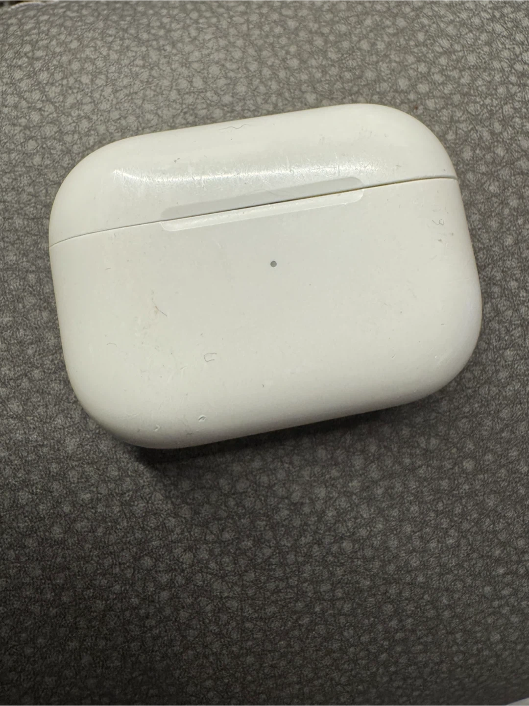 Apple AirPods Pro Charging Case (1st gen)