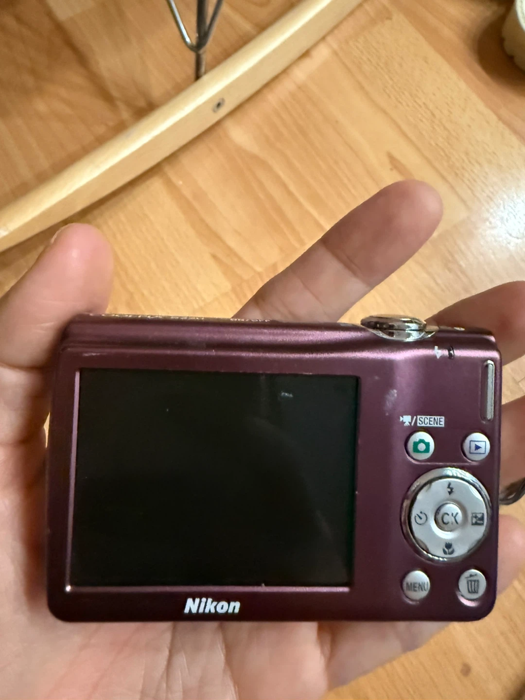 Nikon COOLPIX S220 Digital Camera - photo 2