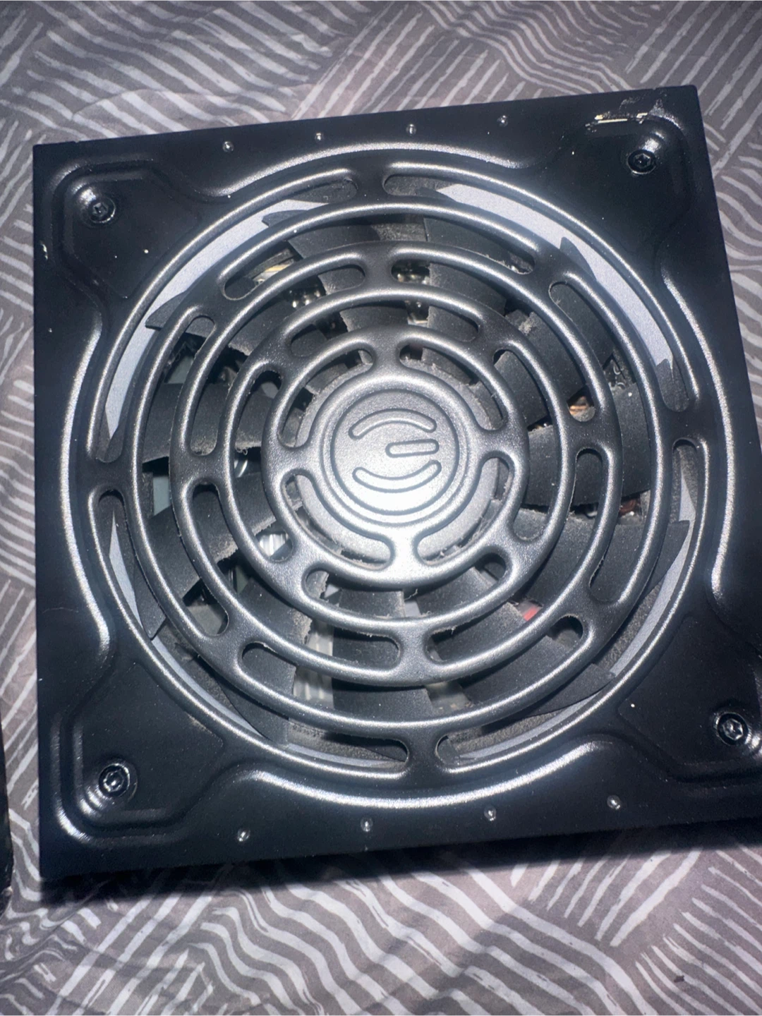 EVGA 550W Gold Power Supply - photo 4