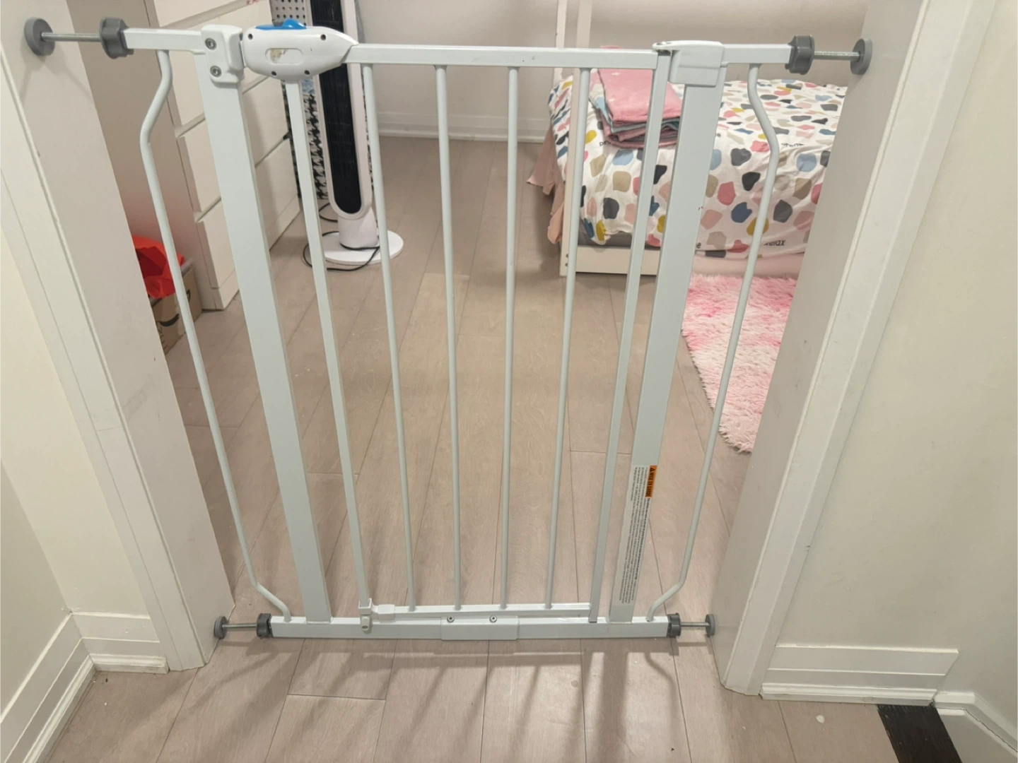 Gate