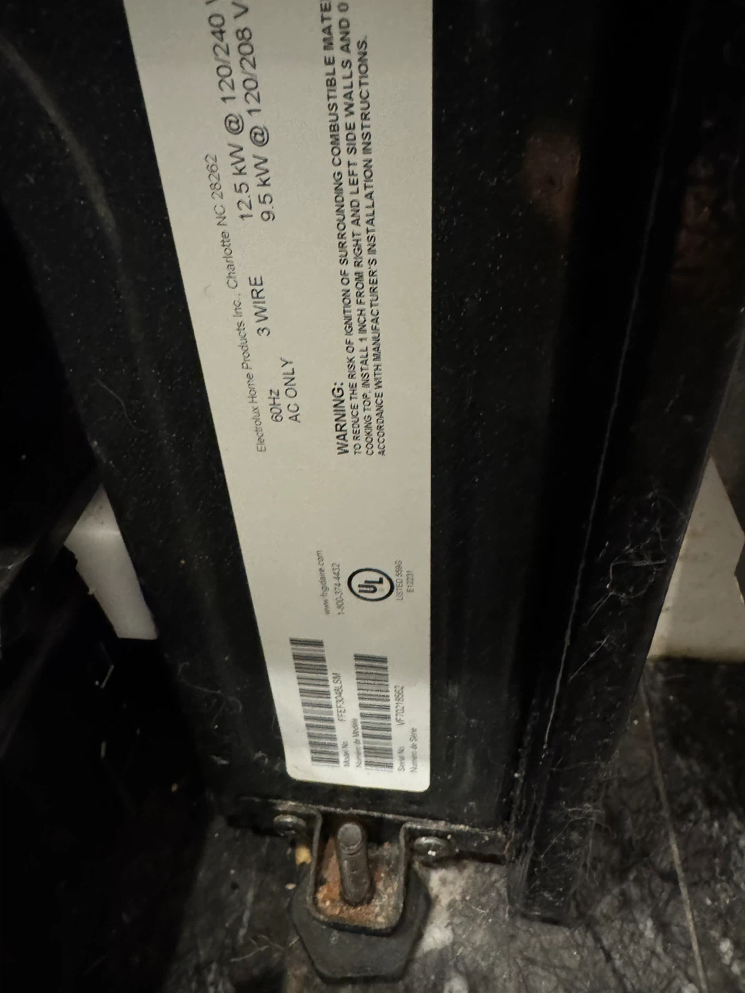 Frigidaire Electric Range with Oven - photo 4