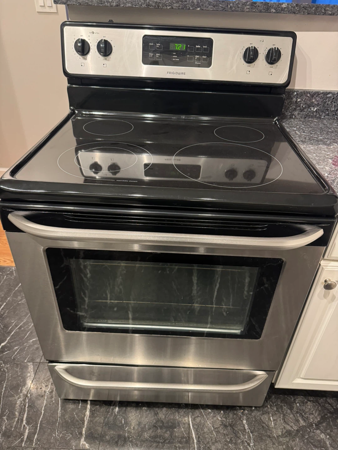 Frigidaire Electric Range with Oven