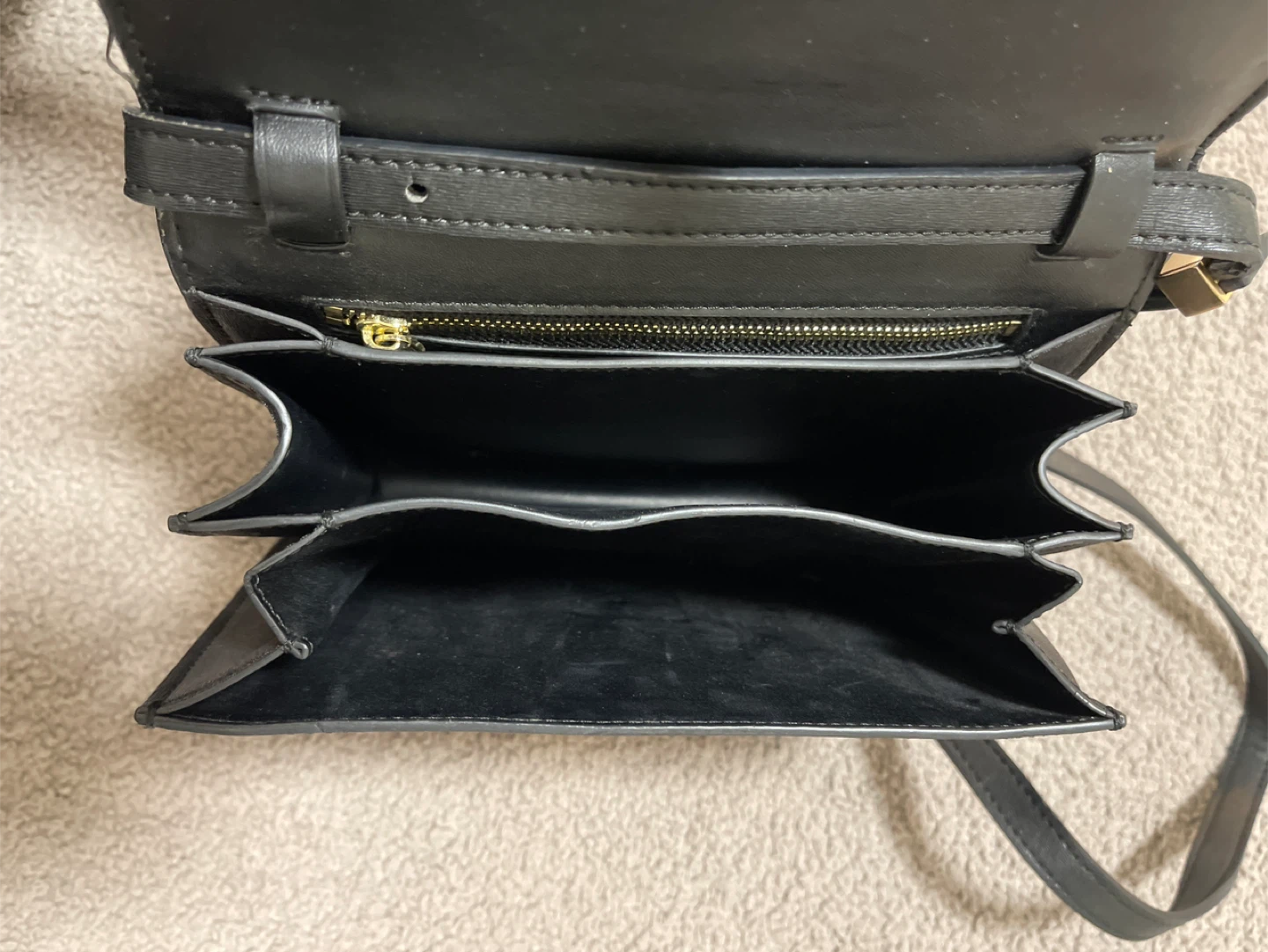 Black Shoulder Bag with Gold Clasp - photo 2