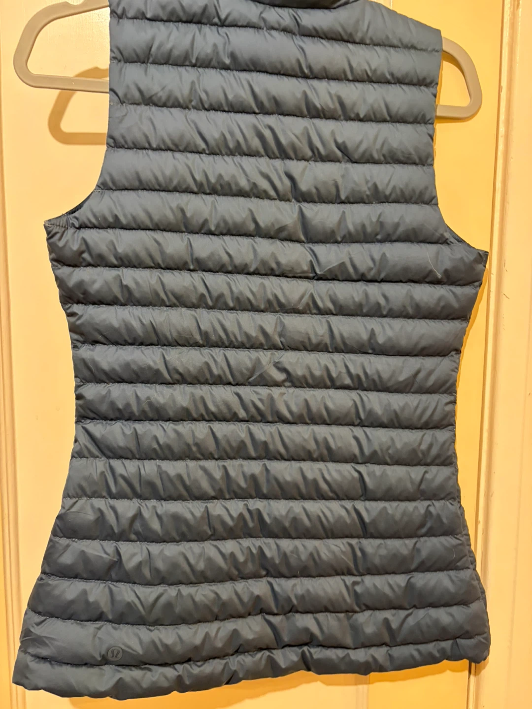 Lululemon light Puffer Vest  Blue - photo 2
