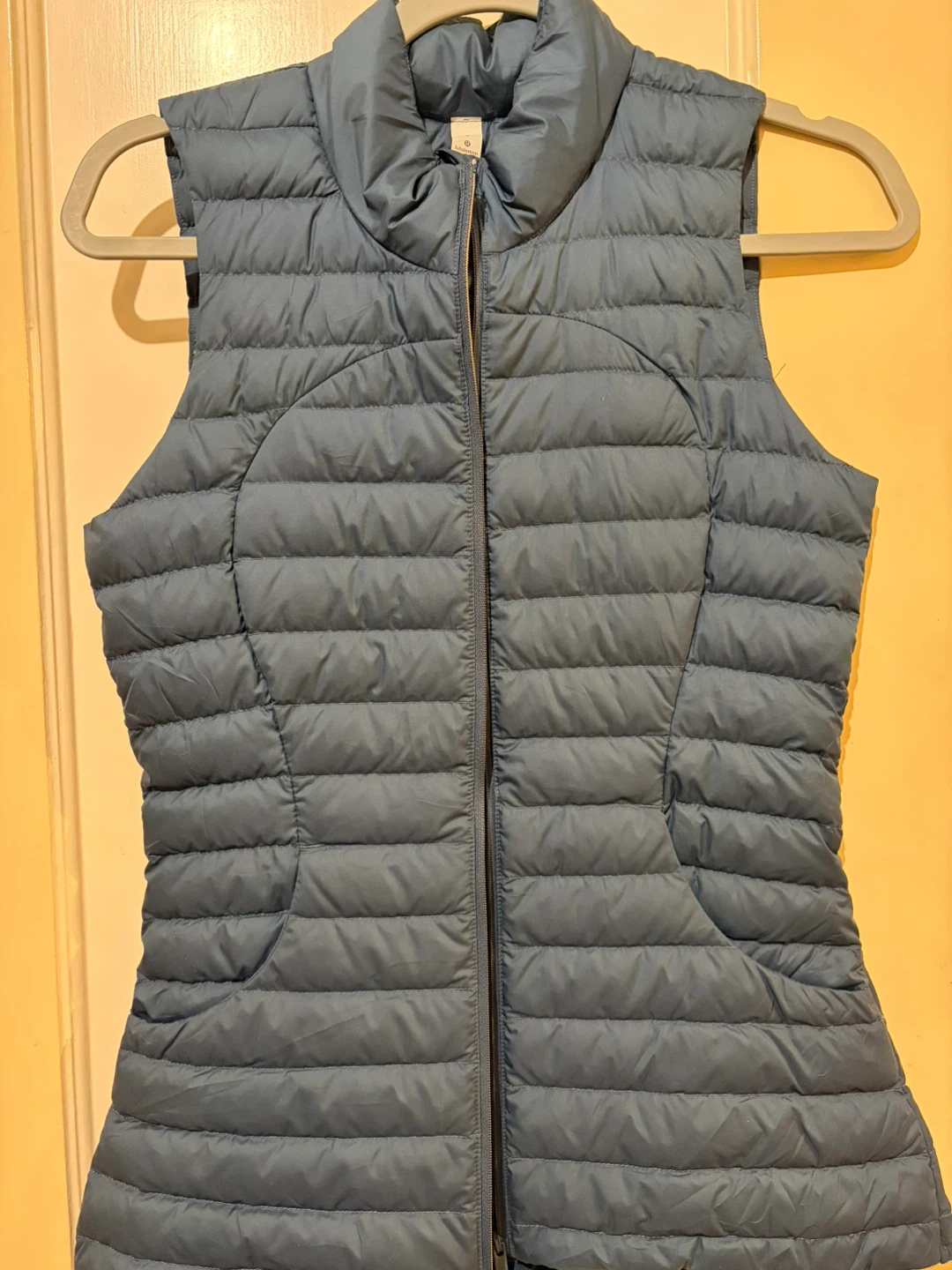 Lululemon light Puffer Vest  Blue
