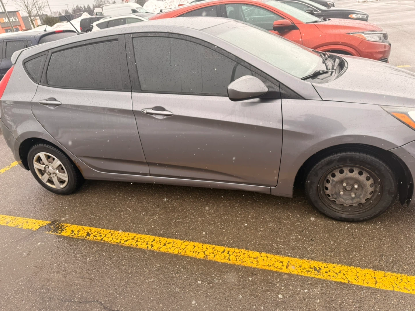 Hyundai Accent - photo 4