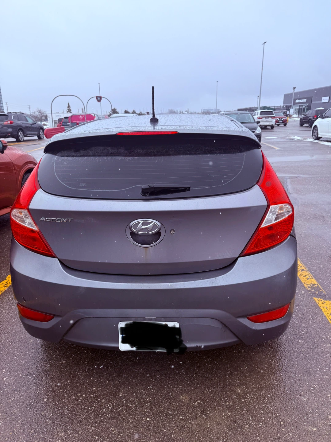 Hyundai Accent - photo 5