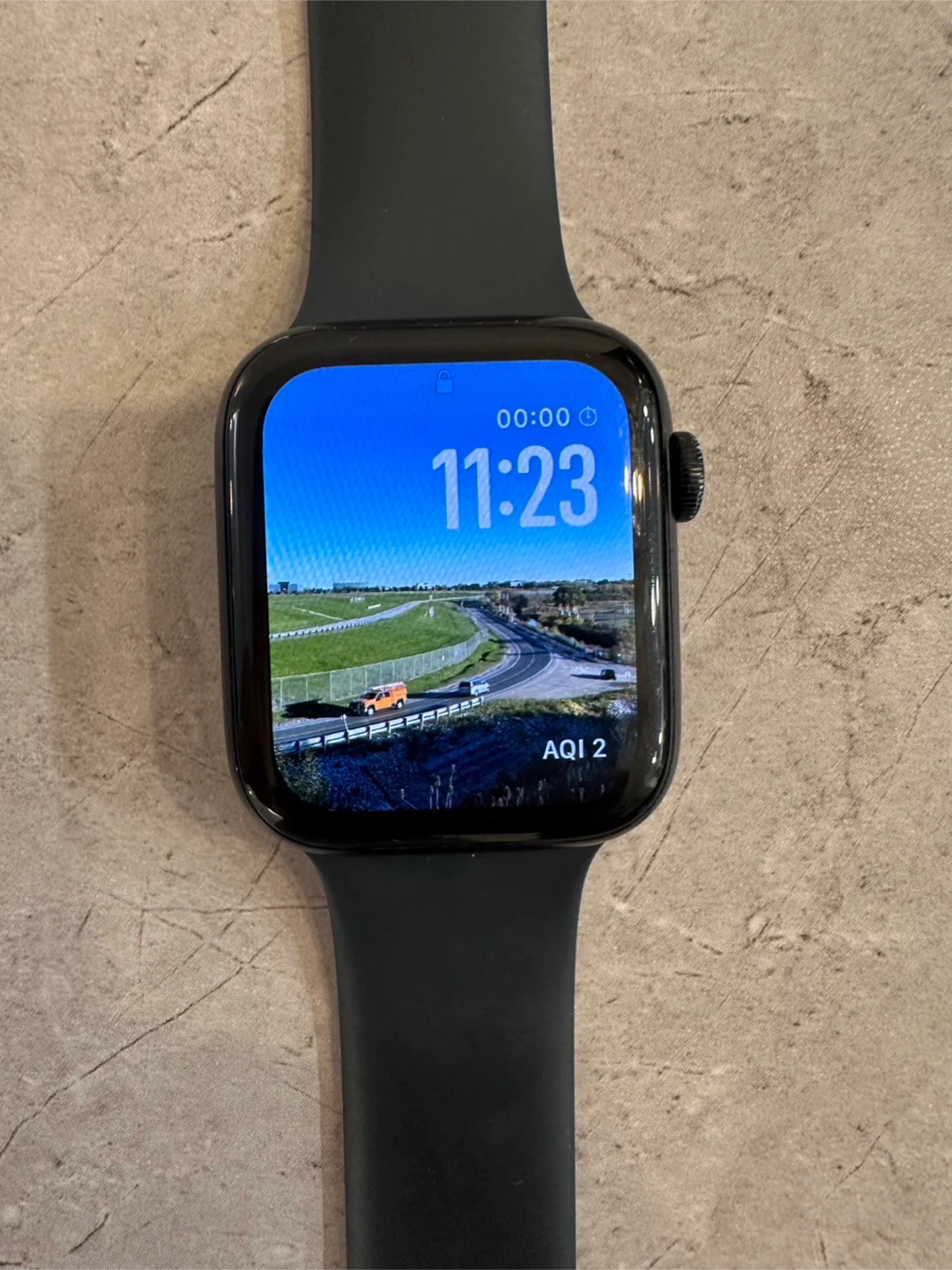 Apple Watch SE (2nd Gen) 44mm GPS – Black – Great Condition - photo 2
