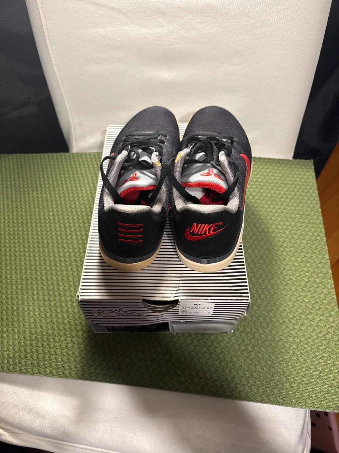 Nike Kobe XI (GS) Basketball Shoes - photo 3