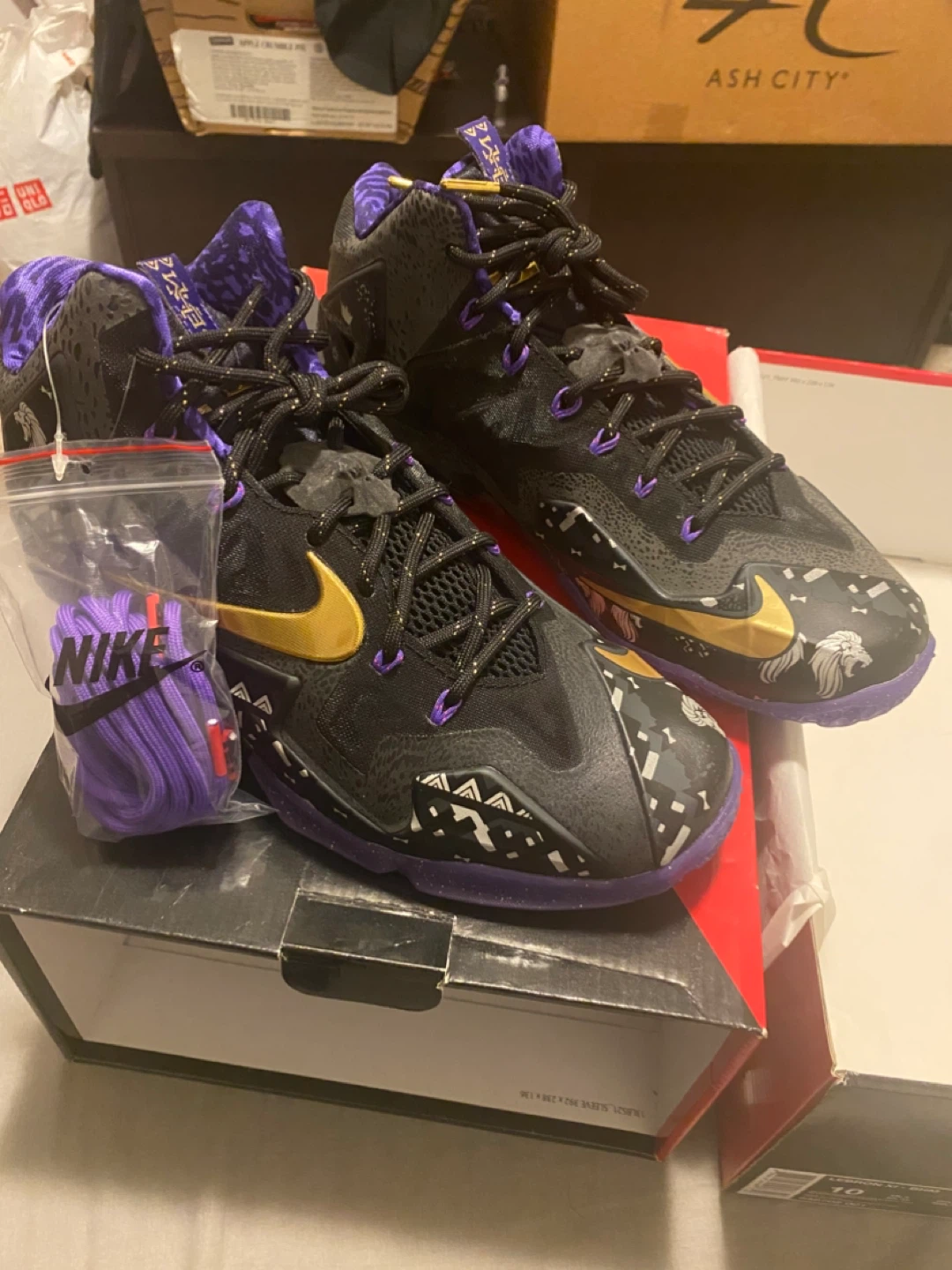 Nike Lebron XI BHM Shoes Size 10