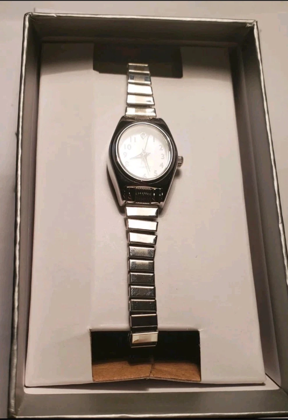 Women's Silver Tone Quartz Watch - photo 2