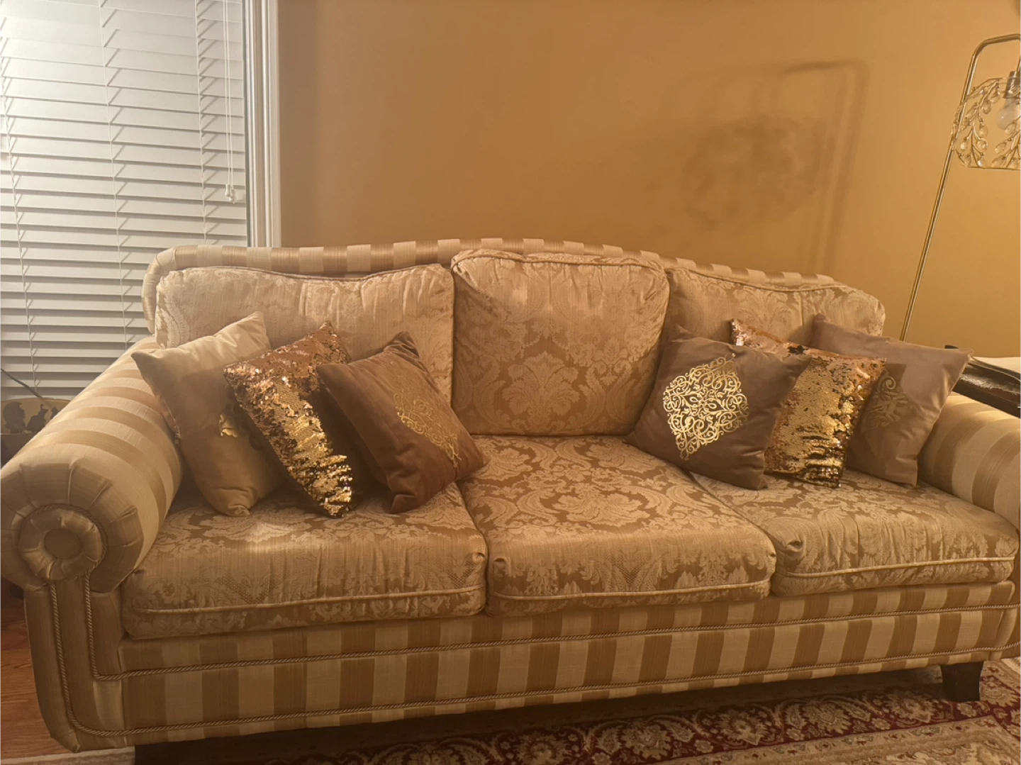 Custom 3 seater sofa in excellent condition