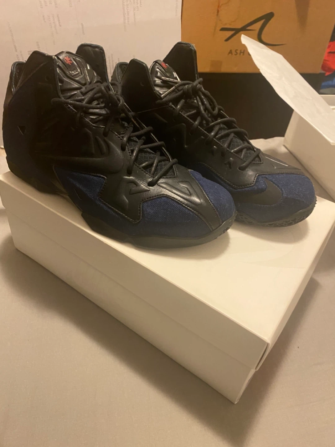 Nike LeBron XI EXT Denim QS Shoes - photo 2