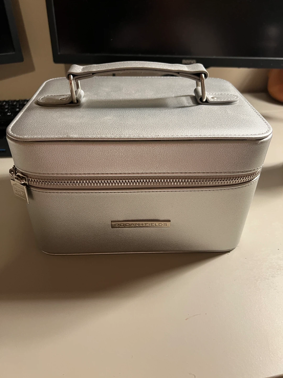 Rodan + Fields Silver Cosmetic Case with Mirror