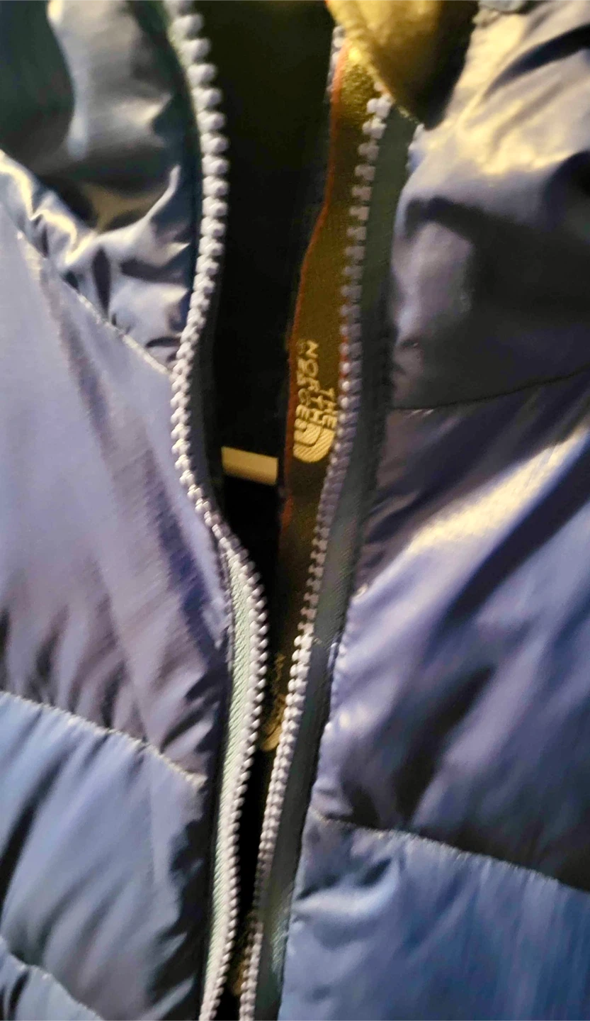 The North Face Puffer Jacket- Large - photo 3