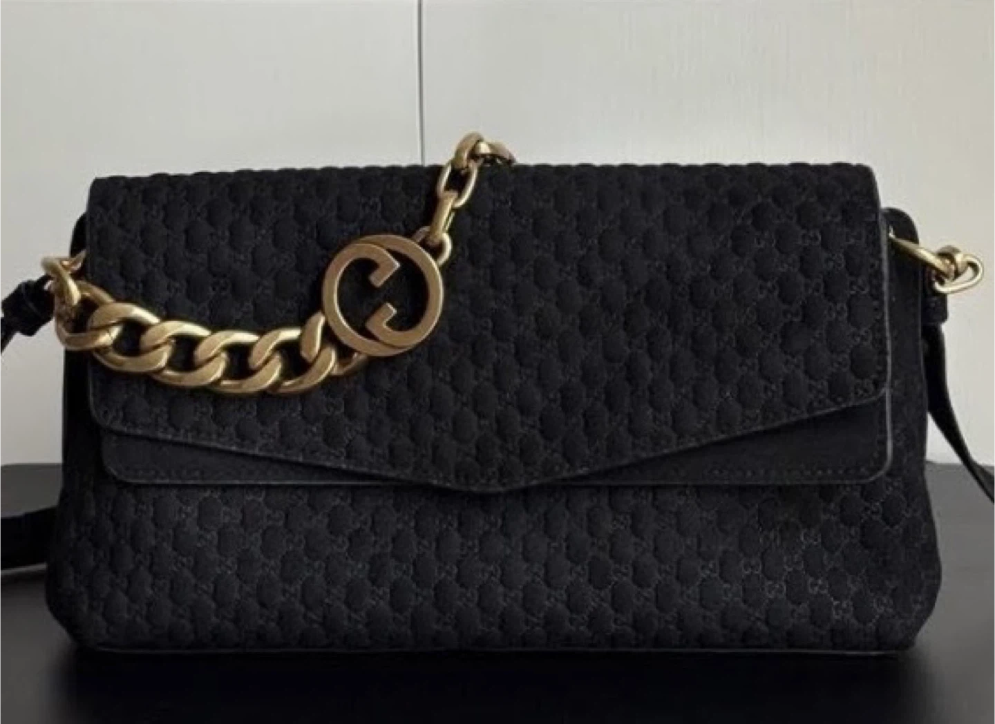 Gucci GG Marmont Shoulder Bag