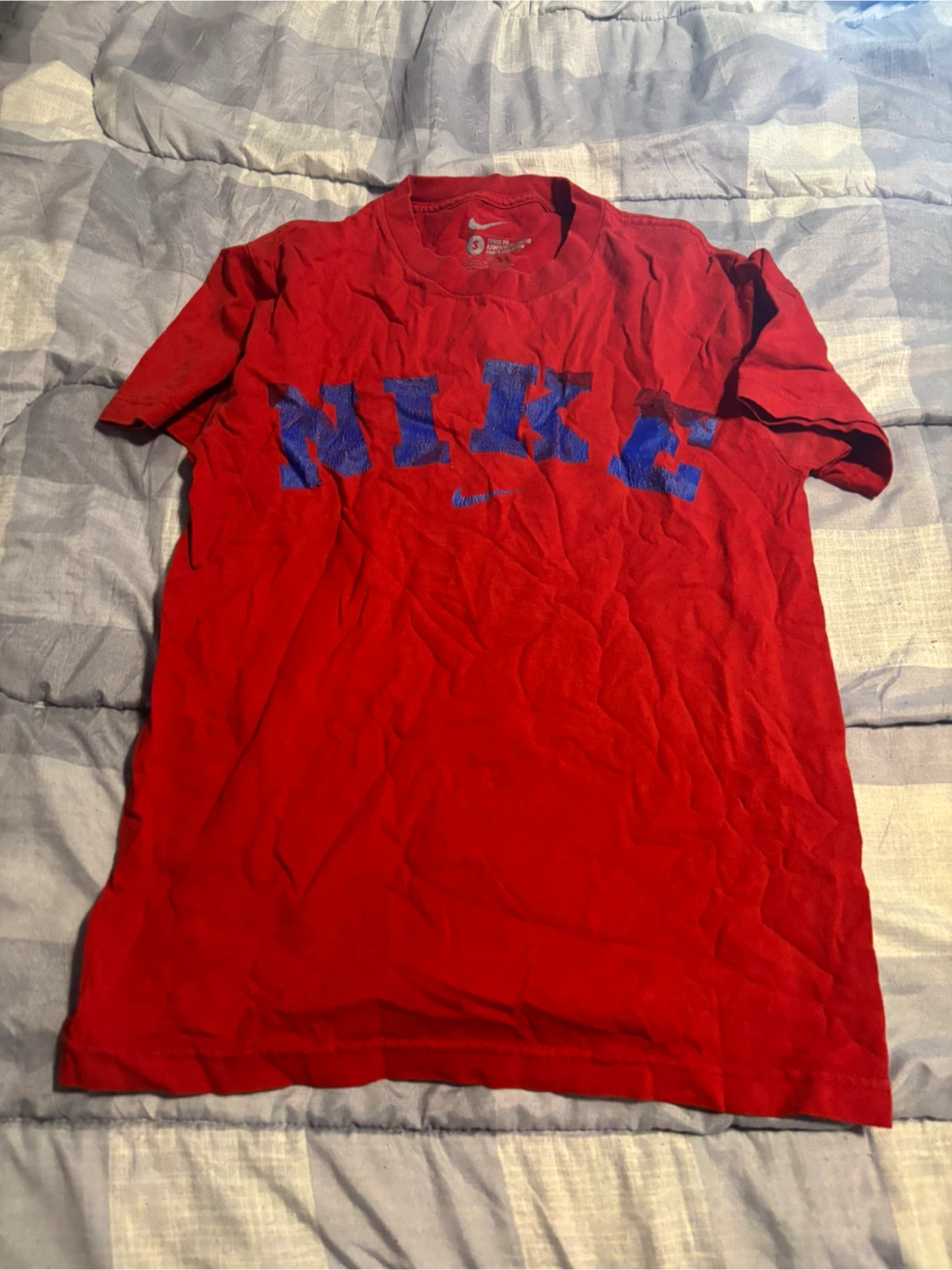 Nike Red T-Shirt Size S