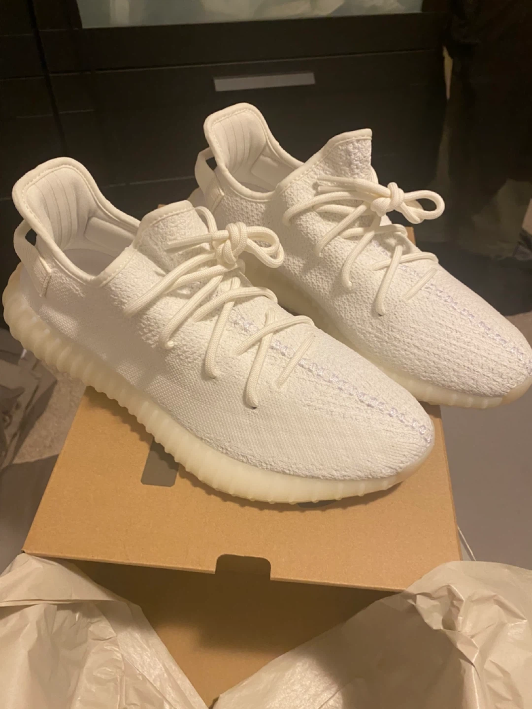 Adidas Yeezy Boost 350 V2 in White
