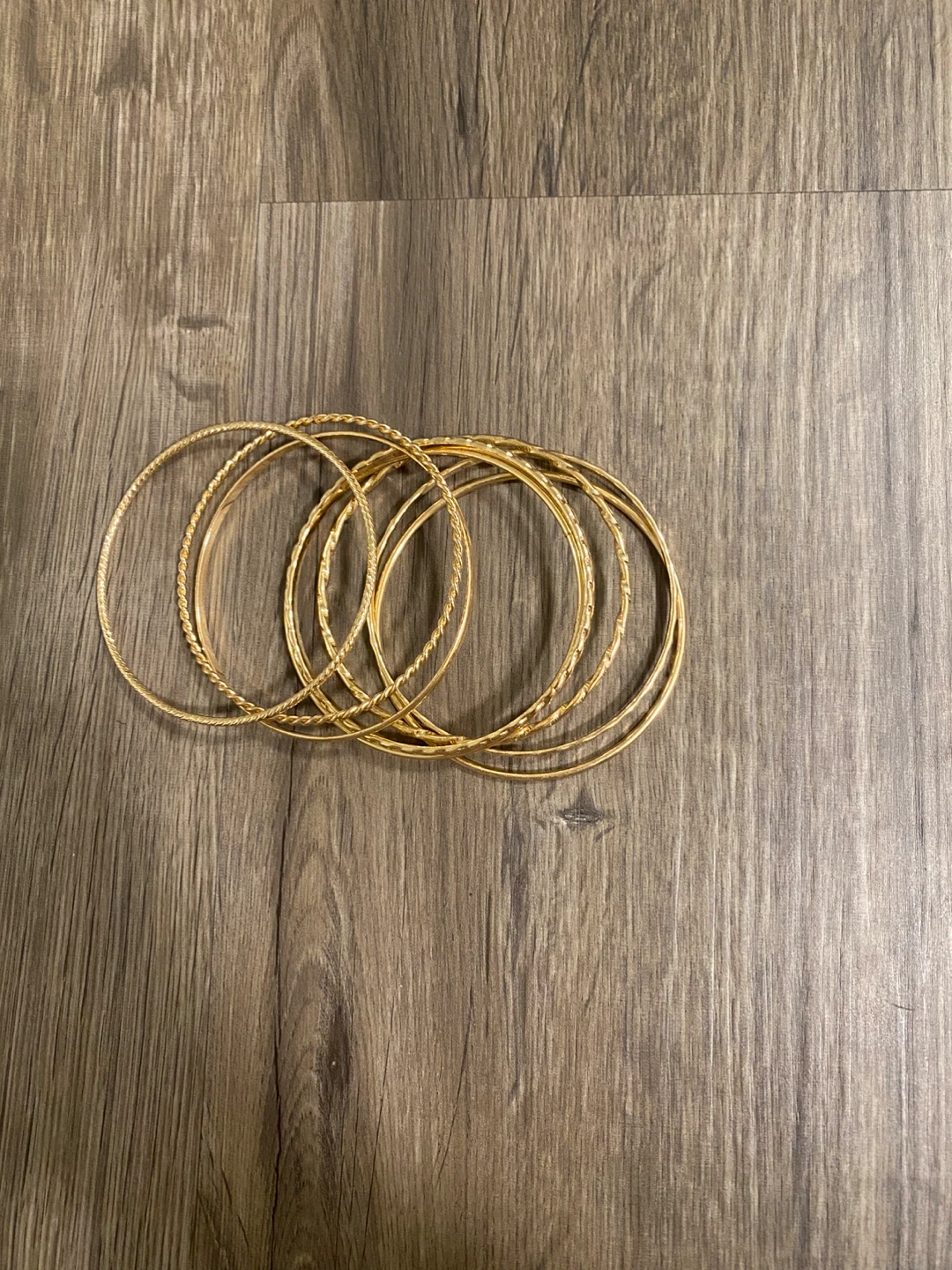 Set of 8 Gold Tone Bangles - photo 2