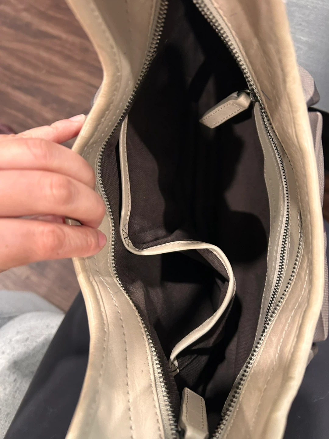 Burberry Leather & Check Hobo Handbag - photo 5