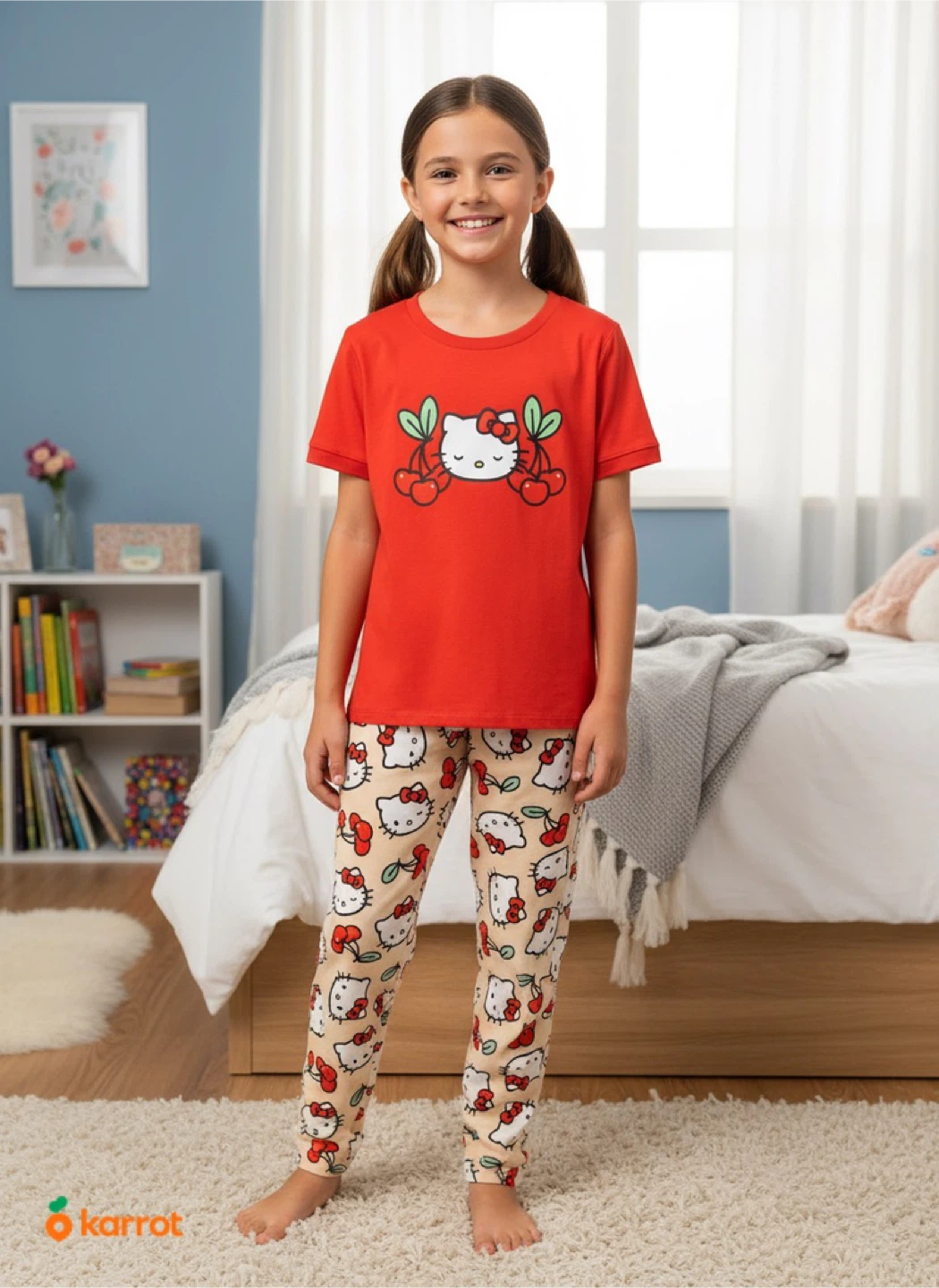 Hello Kitty Pajama Set - Kids Size M