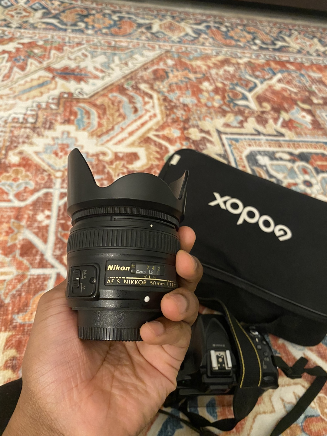Nikon AF-S NIKKOR Camera Lenses (85mm, 35mm, 50mm) - photo 4