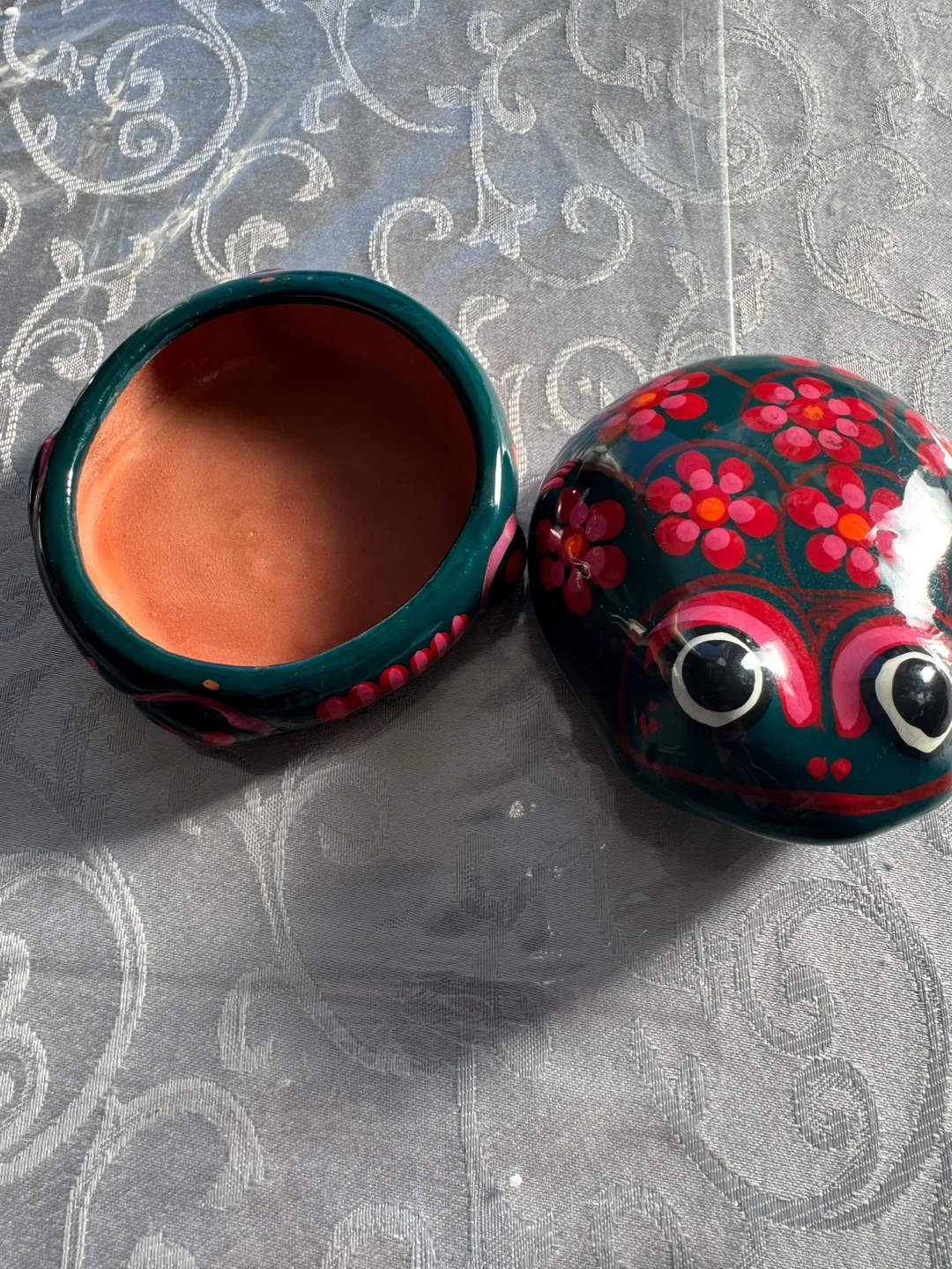 Hand-painted Ceramic Frog Trinket Box - photo 2