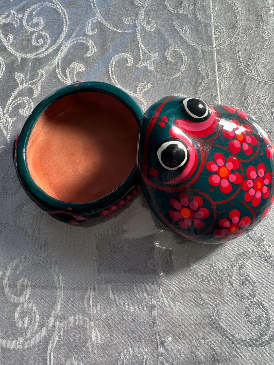 Hand-painted Ceramic Frog Trinket Box - photo 5