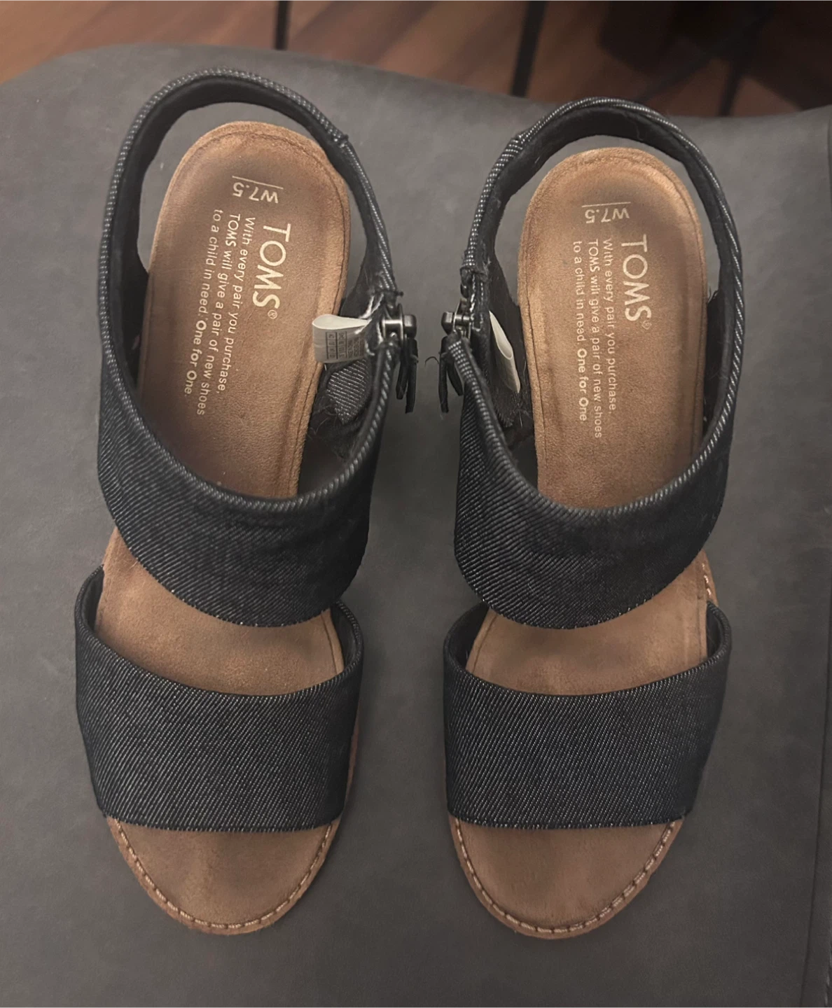 Toms Sandals - 7.5 - photo 3