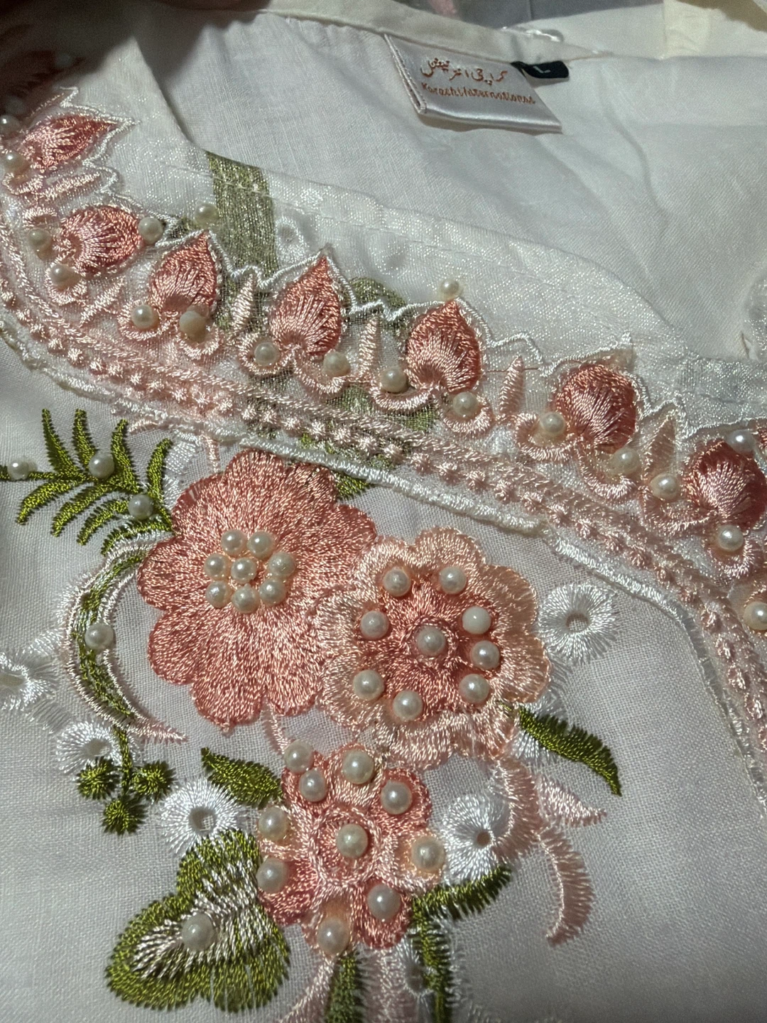 Eid Pakistani White Embroidered Kurti with Pink Floral Work - photo 3
