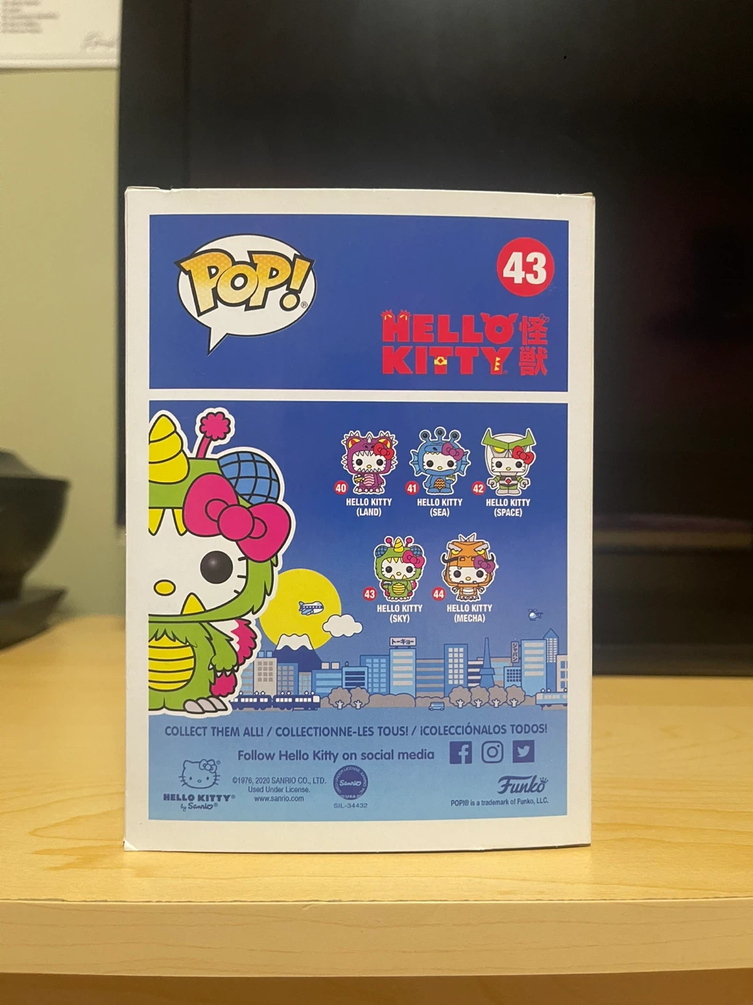 Funko Pop! Hello Kitty (Sky) #43 Vinyl Figure - photo 3