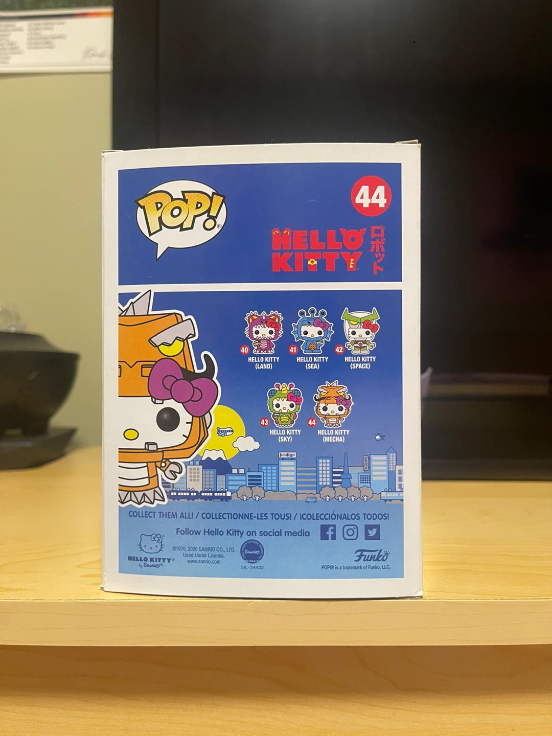 Funko Pop! Hello Kitty (Mecha) #44 Vinyl Figure - photo 3