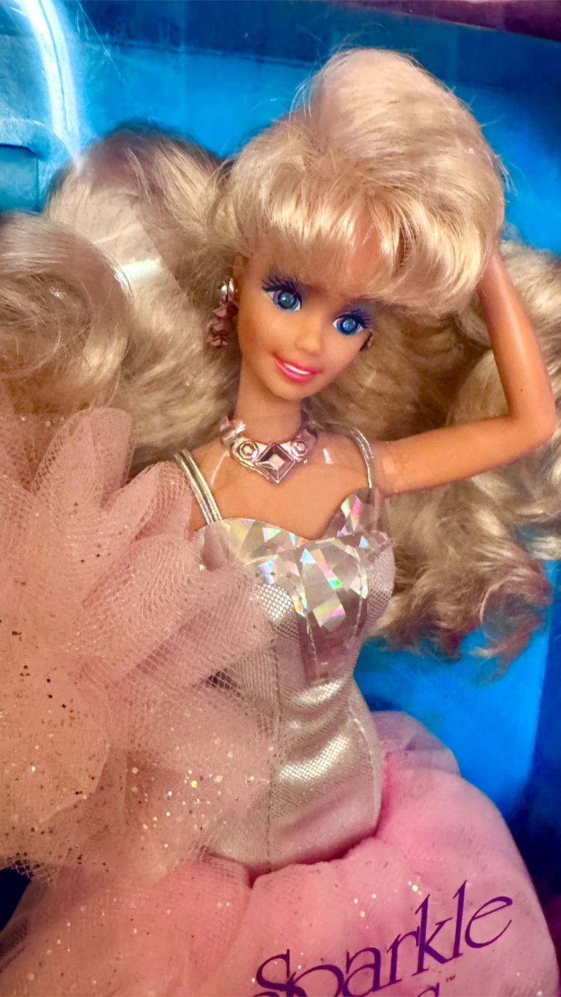 1991 Sparkle Eyes Barbie - photo 2