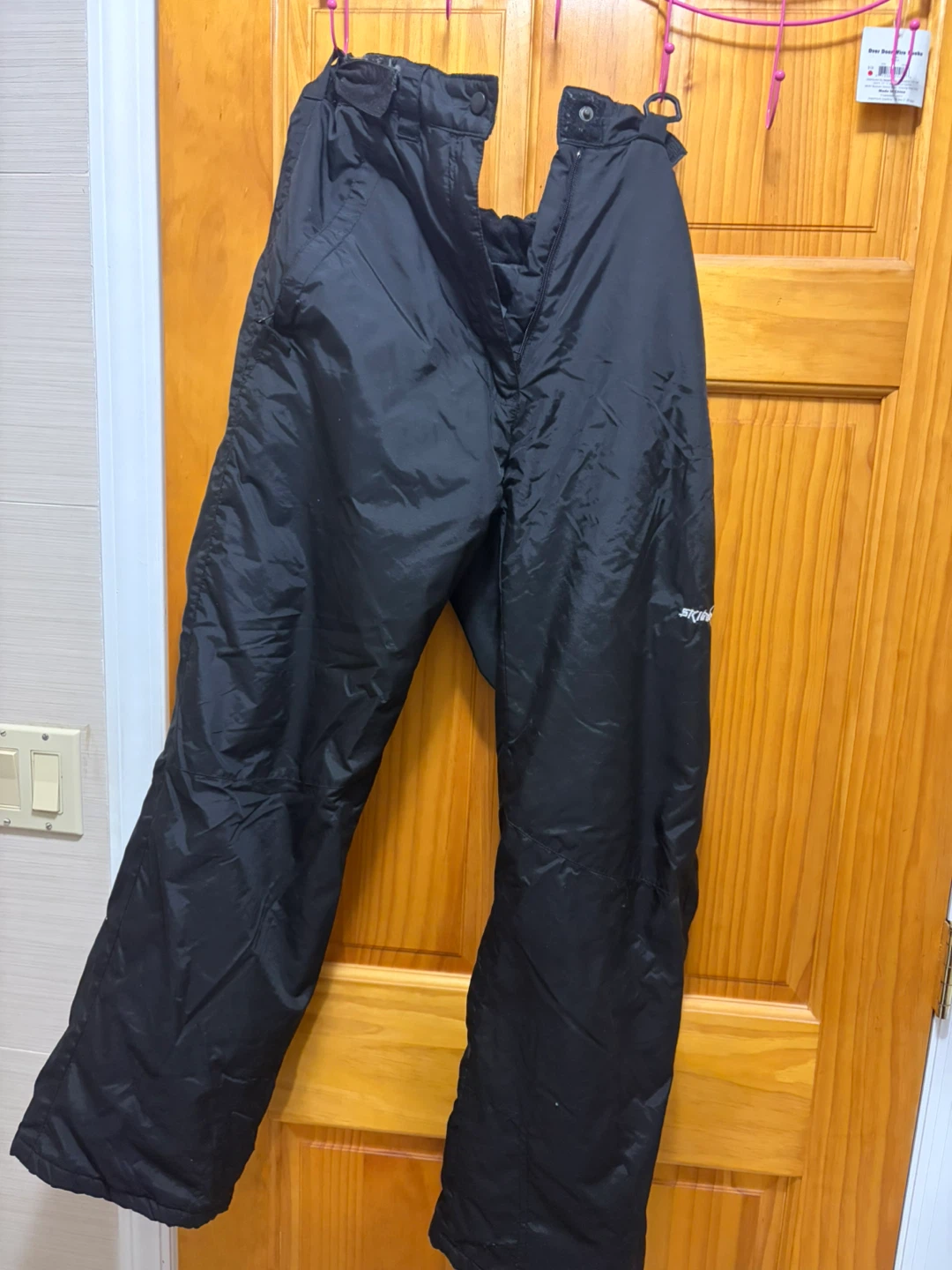 🥕 SkiGear Black Insulated Ski Pants - Medium - photo 2