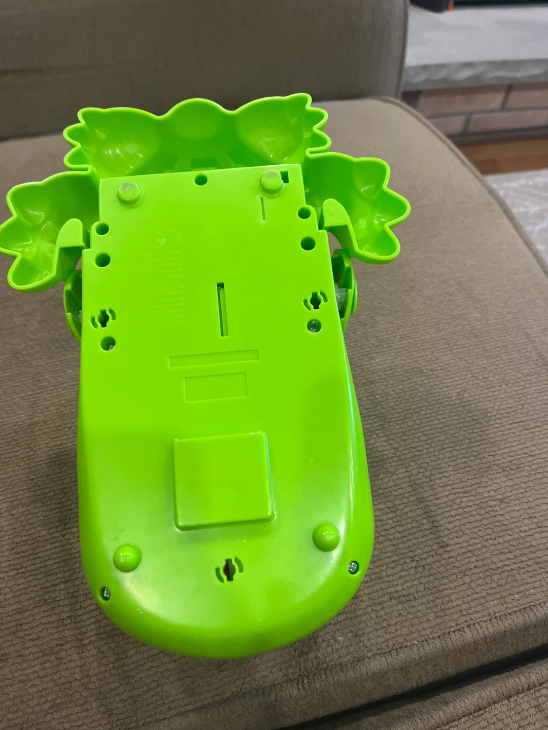 Vibrant Green Crocodile Gag Toy - photo 4