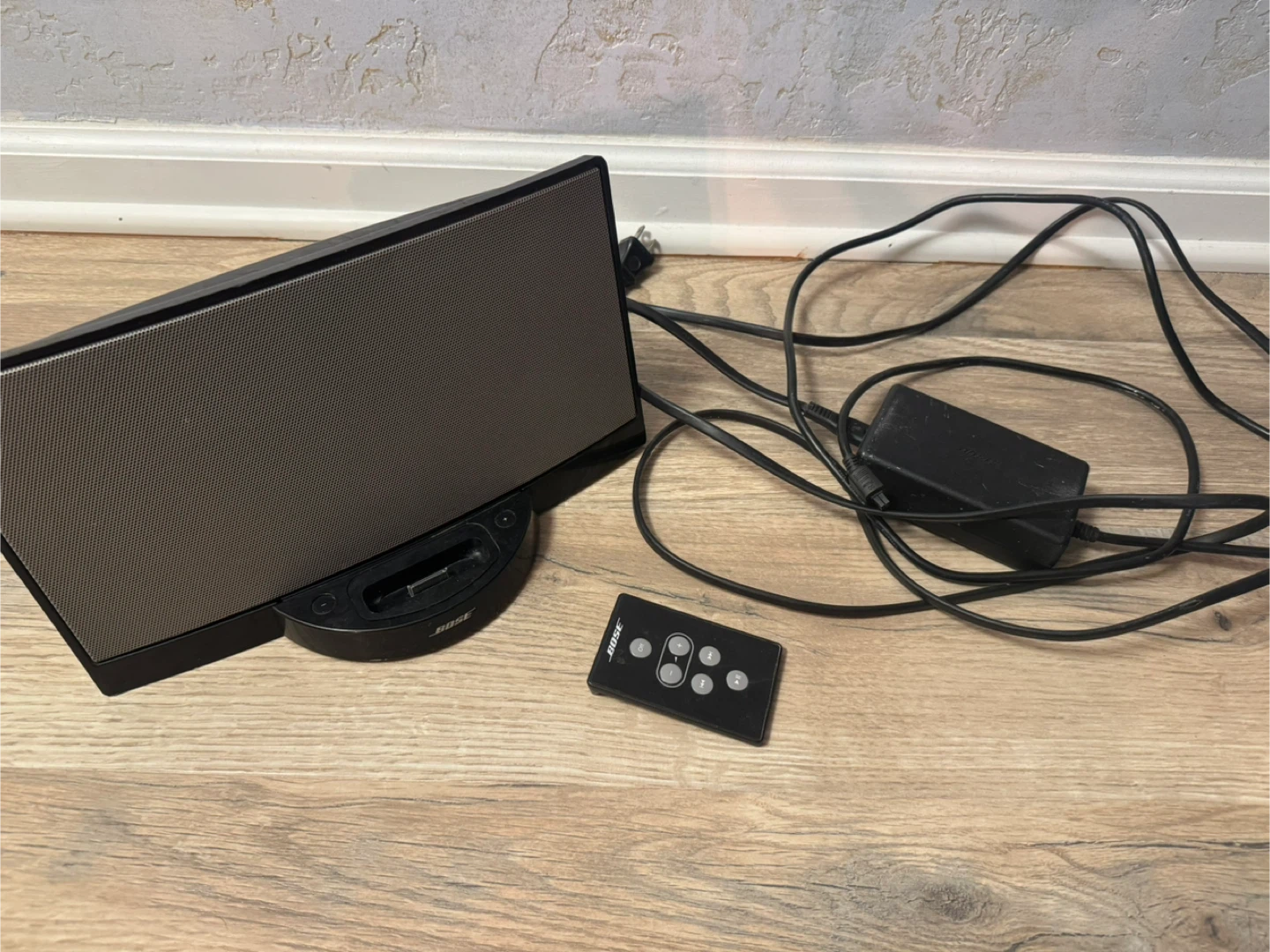Bose SoundDock Portable Digital Music System Speaker