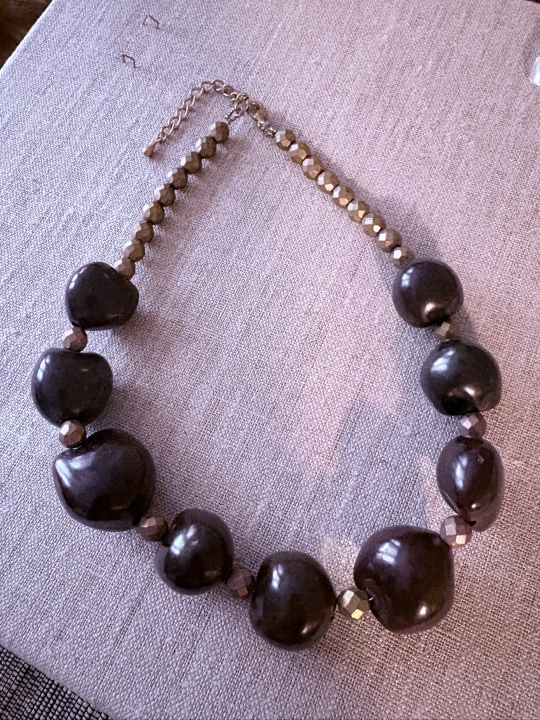 Hawaiian Kukui beads Brown Statement Necklace - photo 3