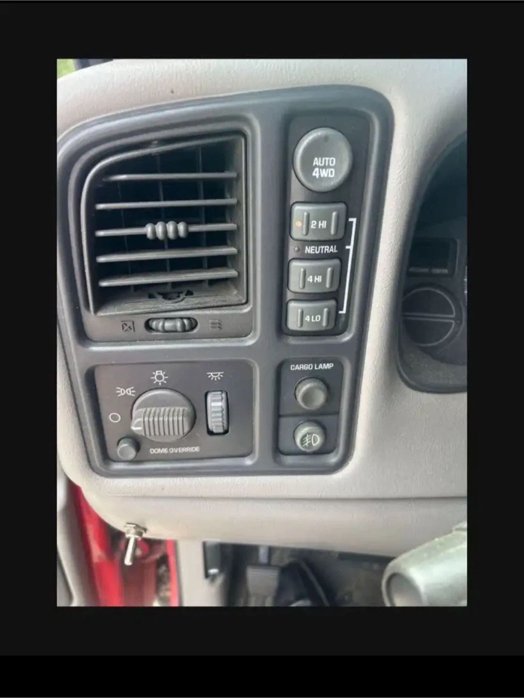 4 wheel drive truck with cab - photo 2