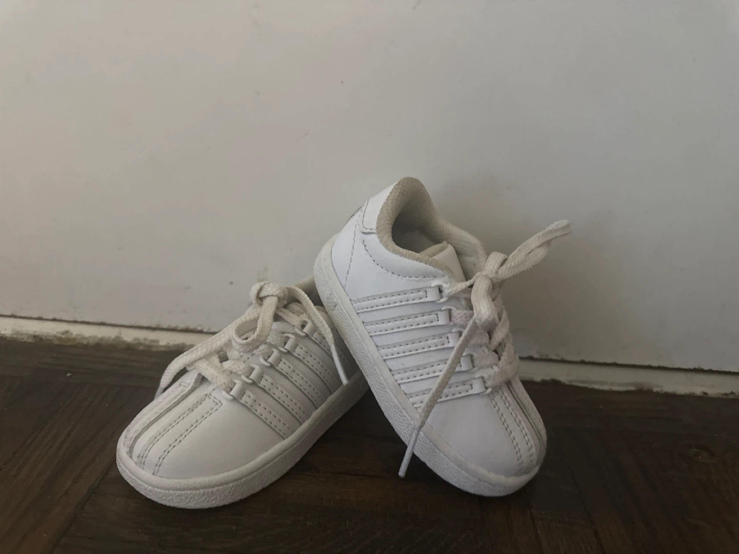 K.SWISS