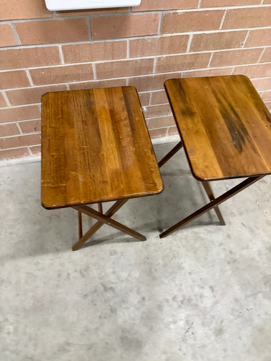 Set of 2 End Tables - photo 4