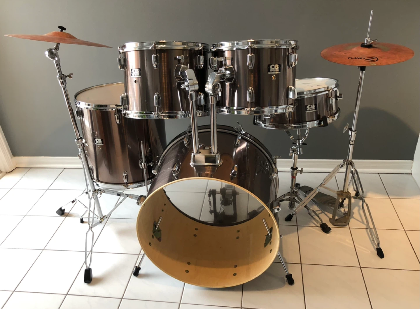 Full 5-piece drum set - gold pewter