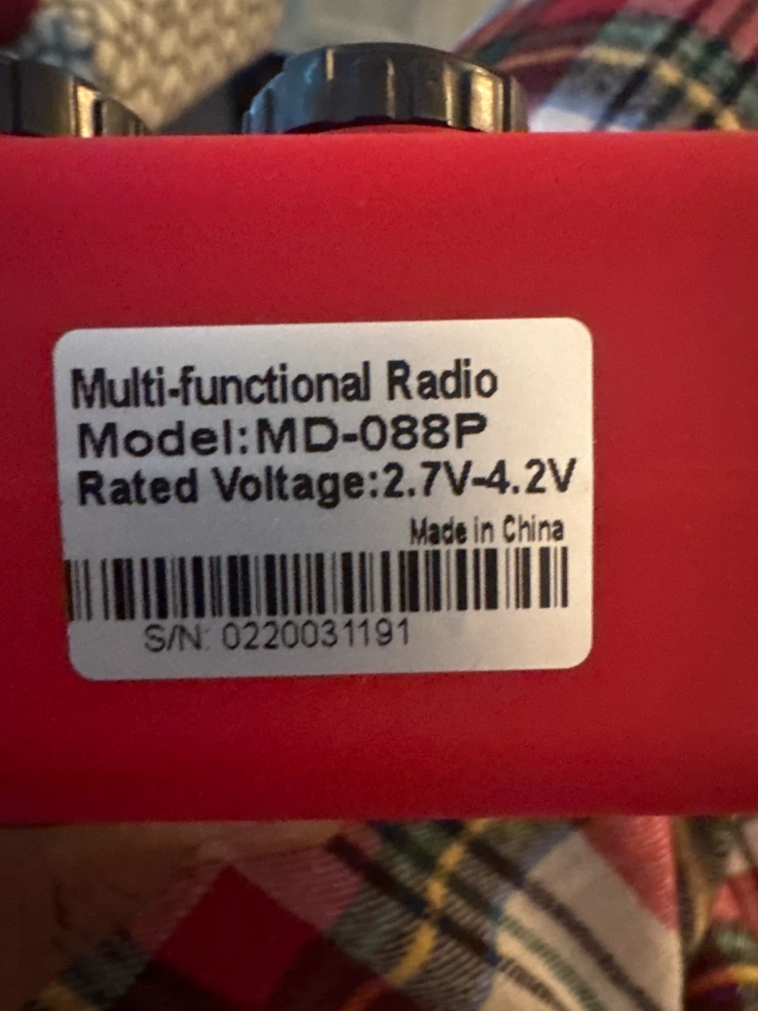 Hand Crank Emergency Radio Flashlight - photo 4