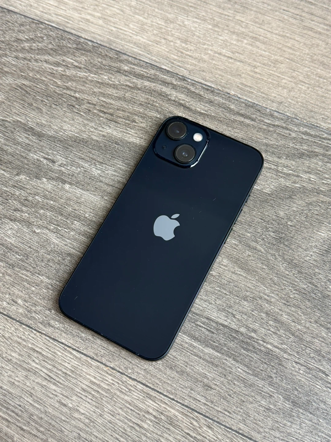 Apple iPhone 13 - Midnight - 128GB