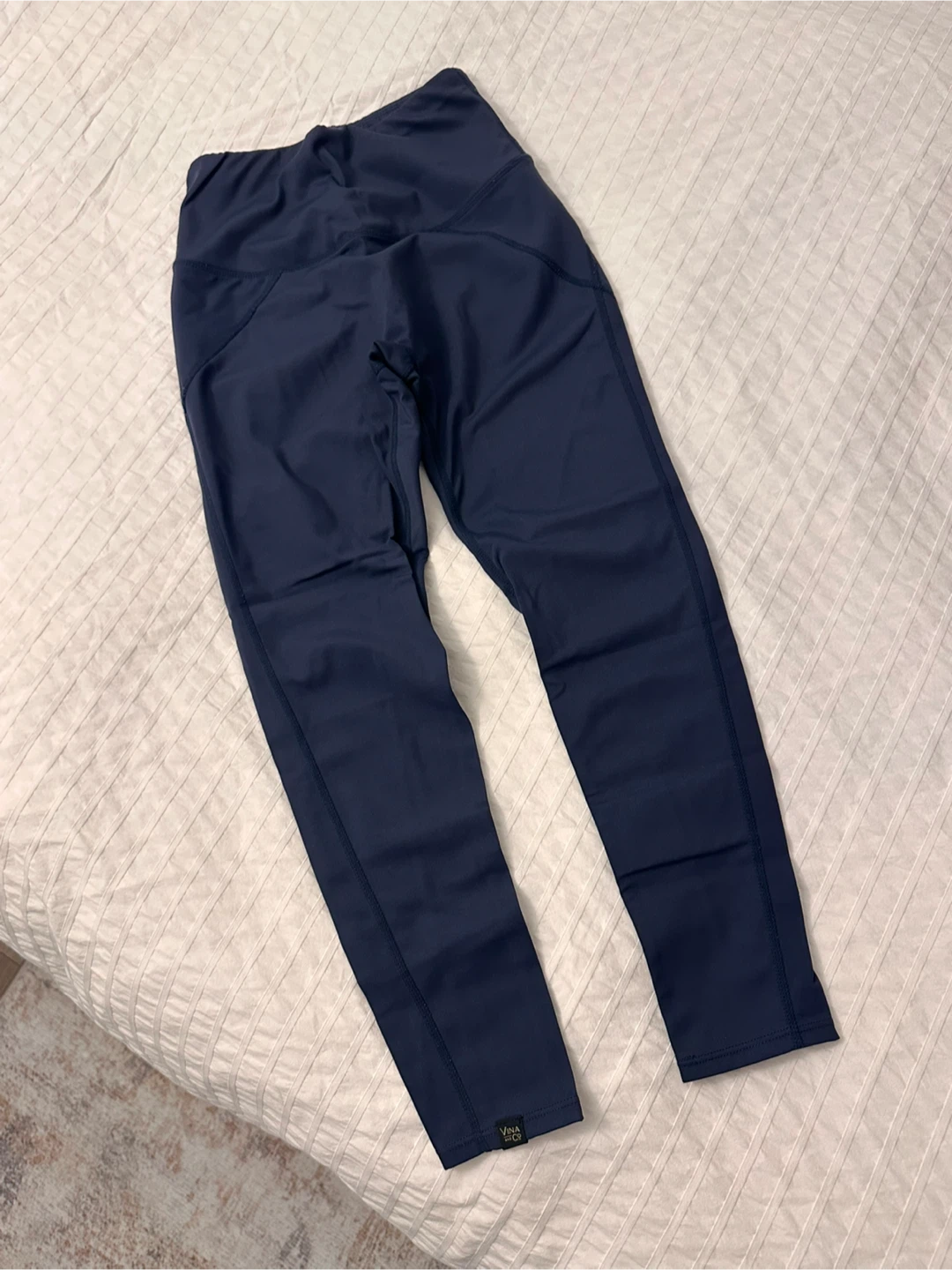 Vina and Co Leggings Hip-lifting feature - photo 3