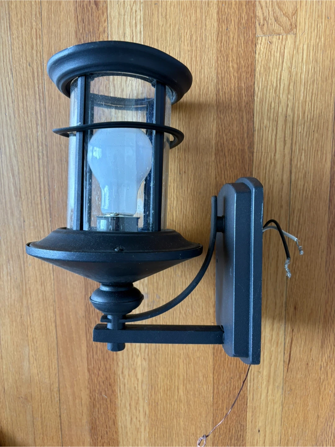 Outdoor Wall Lantern