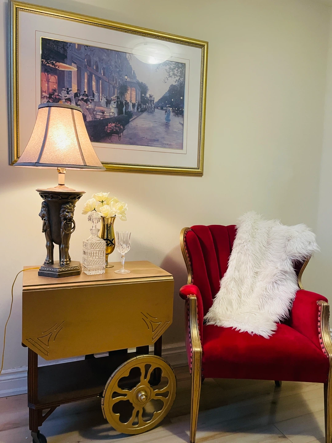 Elegant red chair, cheap sale